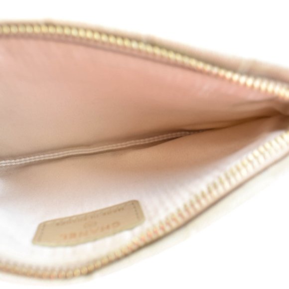 CHANEL "Traveline": Beige CC Logo Pouch/Clutch my - Picture 8 of 10